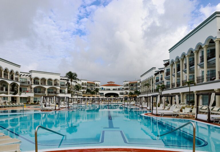 Hotel and Resort Link Building: Hospitality Industry Strategies