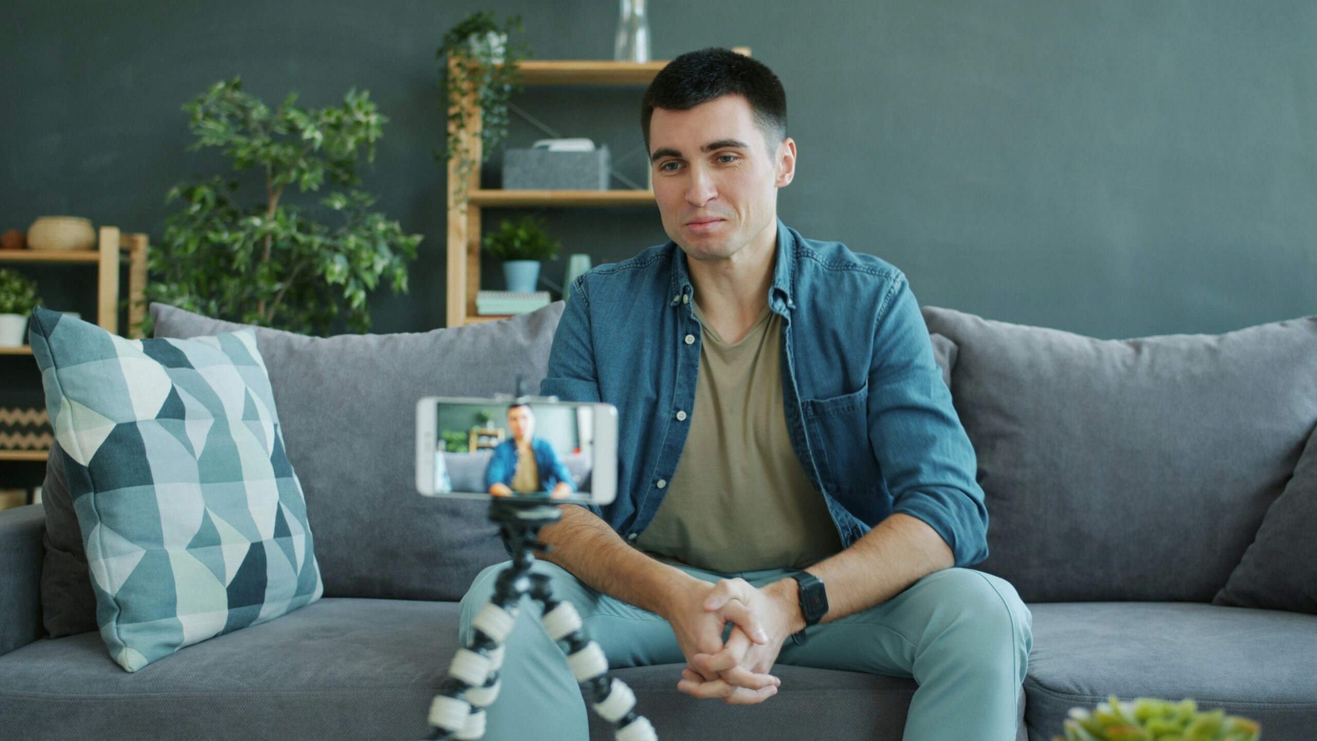 Micro Influencer Marketing: Why Small Creators Drive Better ROI