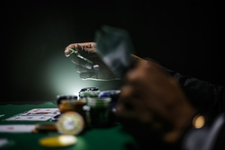Poker SEO: How to Build Organic Authority in a Crowded iGaming Vertical